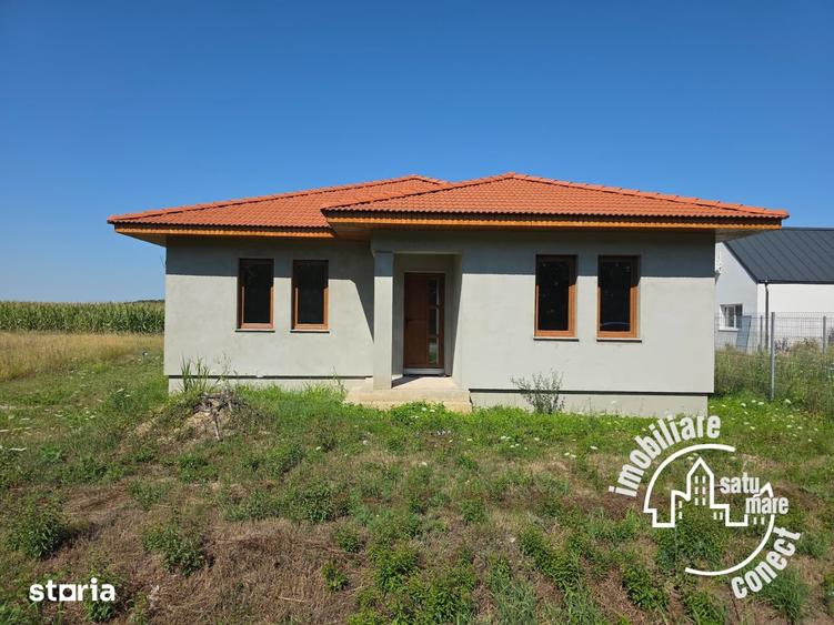 Casă cu 3 camere cu Teren 465 Mp în Burdea