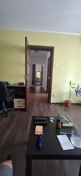 Apartament cu 2 camere decomandat, mobilat în Colentina