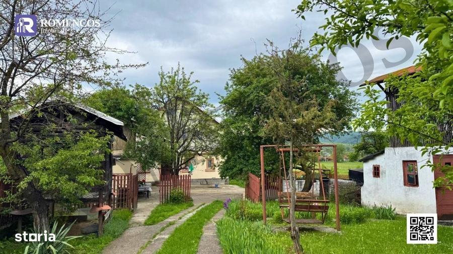 Casă cu 4 camere cu Teren 4100 Mp în Central
