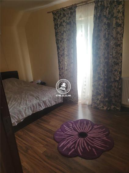 Casă cu 4 camere cu Teren 750 Mp în Breazu