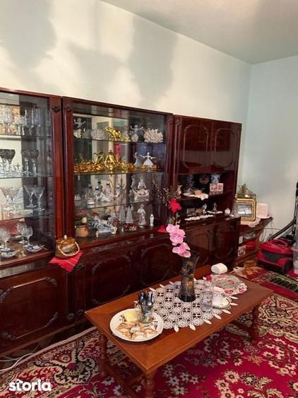 Apartament cu 2 camere decomandat în Vest