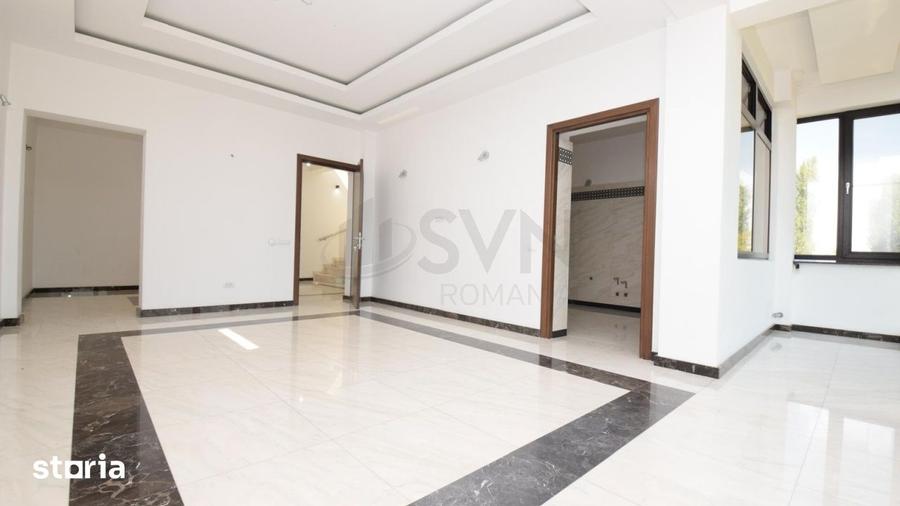 Casă cu 7 camere cu Teren 180 Mp în Tei