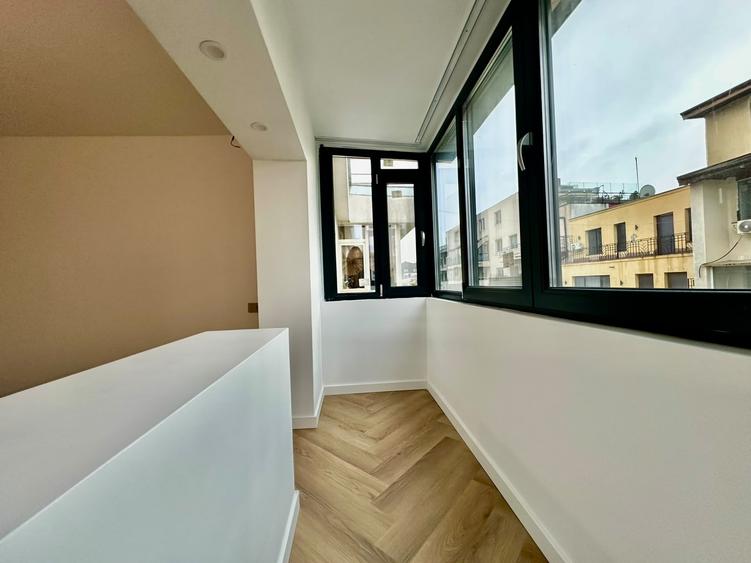 Apartament cu 3 camere decomandat în Beller