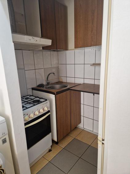 Garsonieră semidecomandată în CET