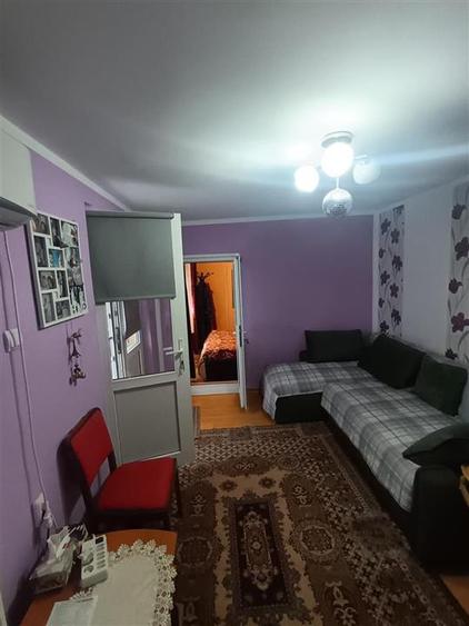 Casă individuală cu 3 camere cu Canalizare în Central