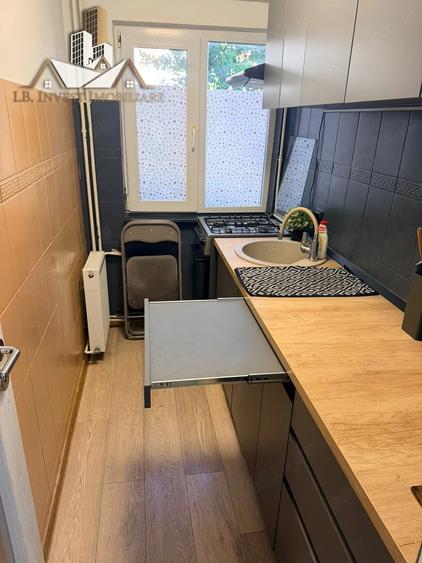 Apartament cu 2 camere semidecomandat în Spitalul Județean