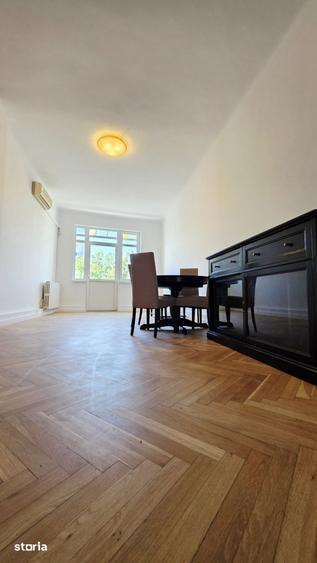Apartament cu 3 camere, mobilat în Centrul Istoric