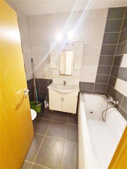 Apartament 3 camere, parcare proprie,  Avantgarden 1 - 9