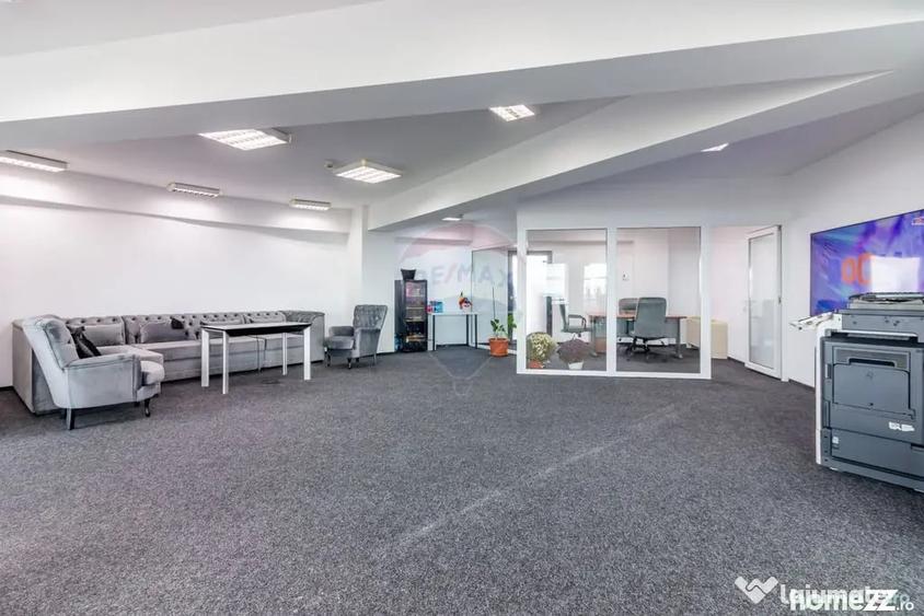 Spațiu comercial, de 240 mp, în Mihai Bravu