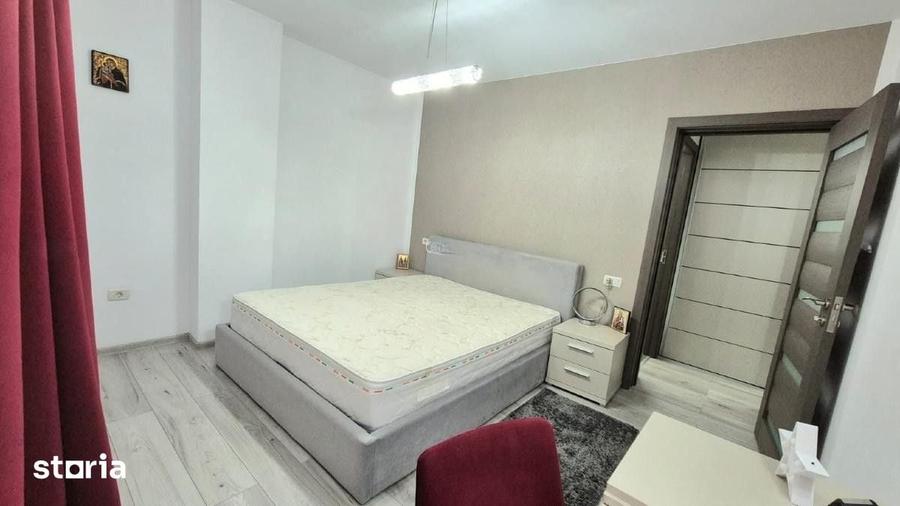Apartament cu 2 camere decomandat în Km 4
