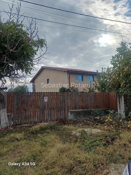Casă cu 5 camere cu Teren 1000 Mp în Gorneni