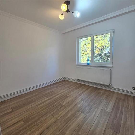 Apartament cu 2 camere decomandat în Dacia