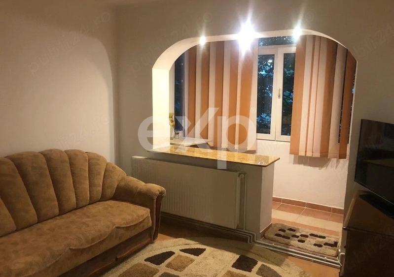 Inchiriere apartament 3 camere Craiovei - 2
