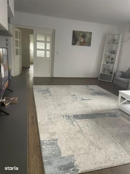 Casă cu 3 camere cu Teren 11000 Mp în Burdea