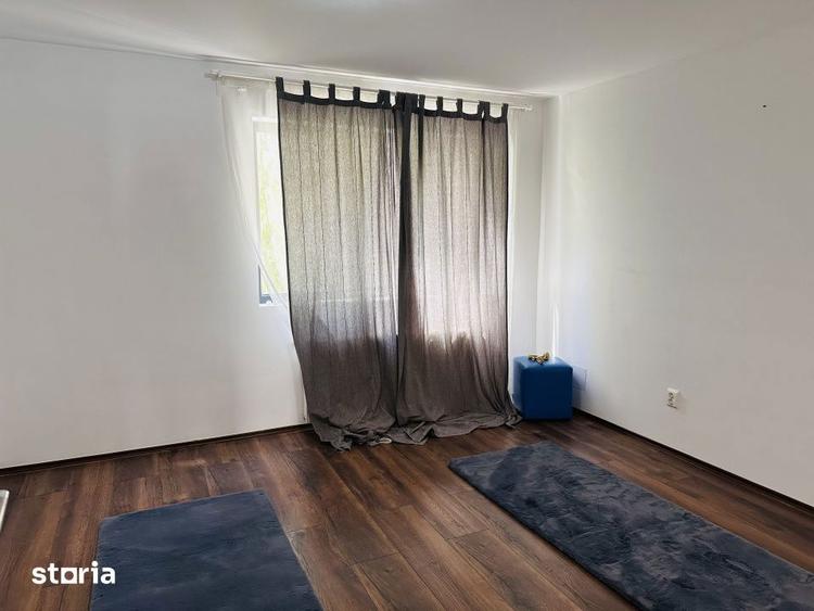 Casă cu 5 camere cu Canalizare în Chiajna