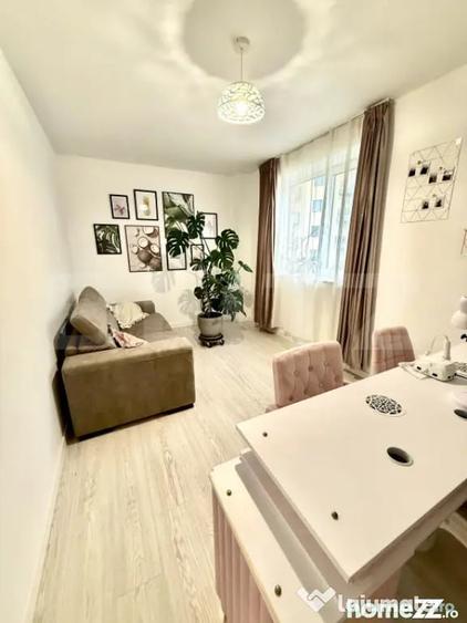 Apartament cu 3 camere decomandat în Iris