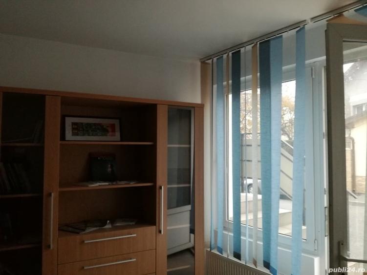 Spațiu comercial, de 21 mp, în Central