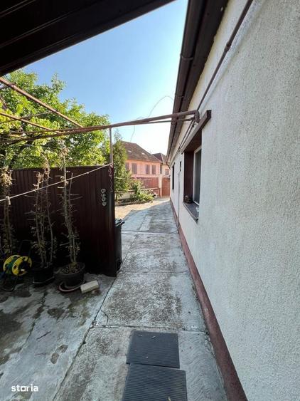 Casă cu 3 camere cu Teren 250 Mp în Baciu