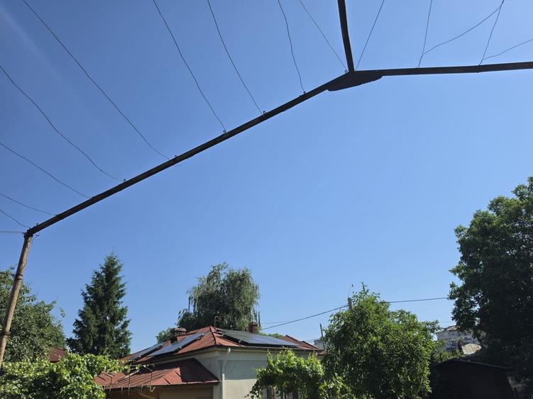 Casă cu 4 camere cu Teren 540 Mp în Central