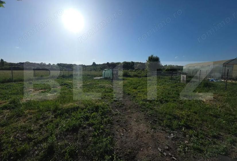 Casă cu 4 camere cu Teren 500 Mp în Central