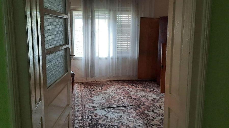 Casă individuală cu 5 camere cu Teren 720 Mp în Poiana Sibiului