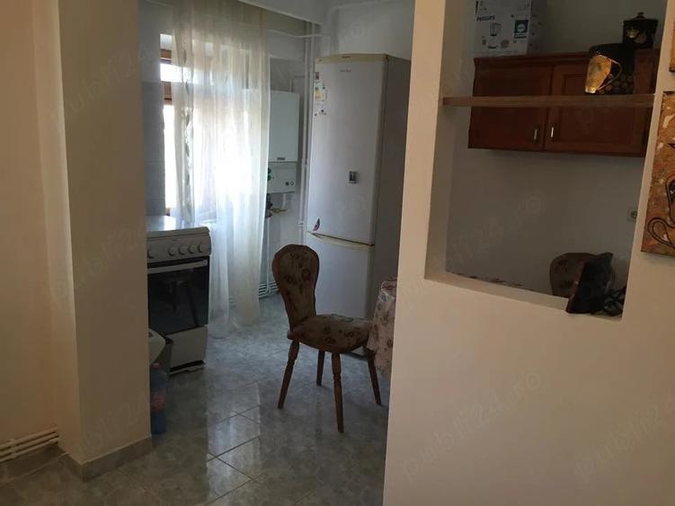 Apartament cu 3 camere decomandat în Independenței