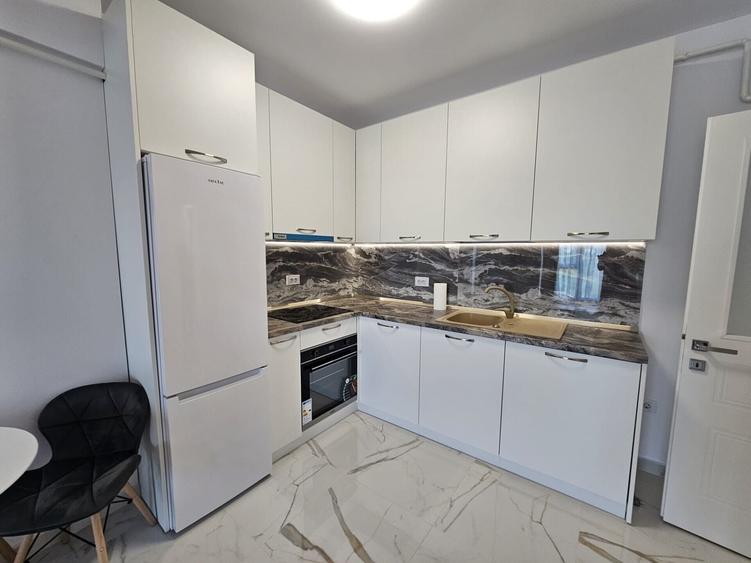 Apartament cu 2 camere, mobilat în Galata