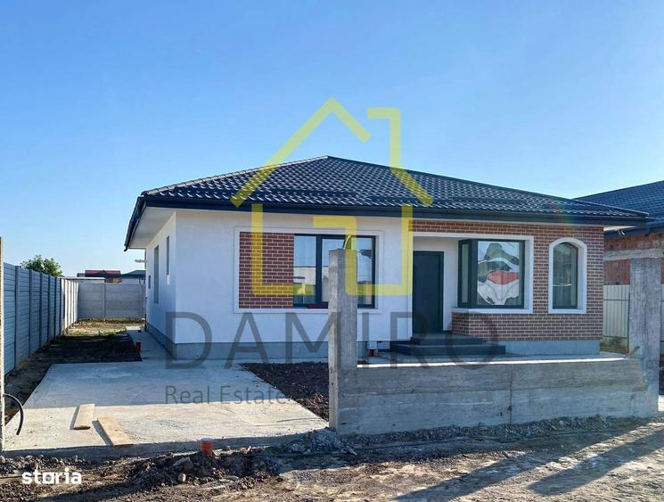 Casă cu 4 camere cu Teren 500 Mp în Dragomirești-Vale