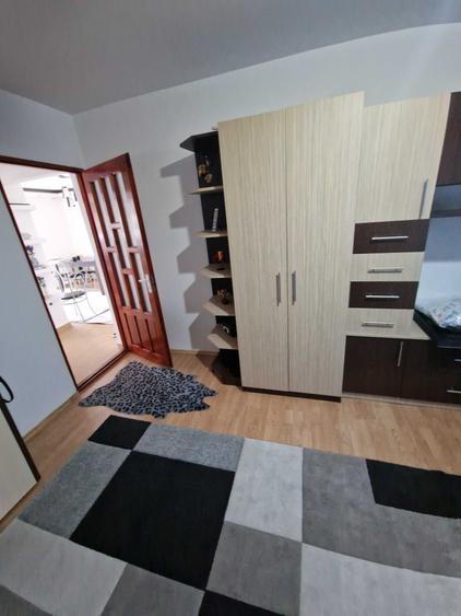 Apartament cu 2 camere in Lupeni - 3
