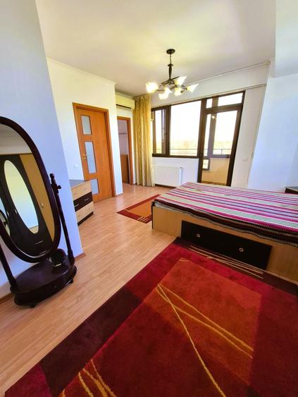 Apartament cu 5 camere în Domenii