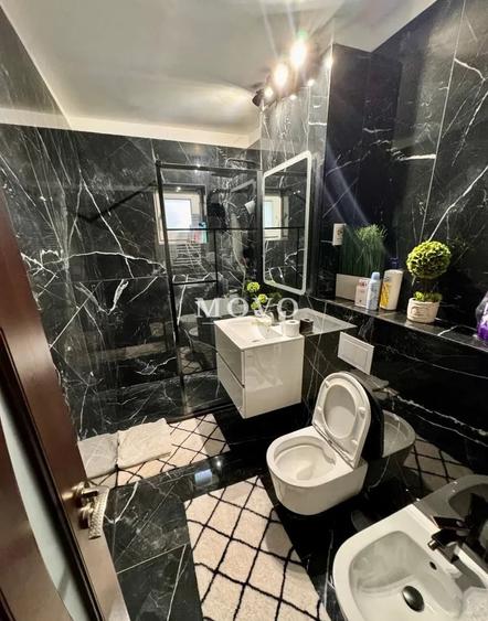 Apartament cu 2 camere semidecomandat, mobilat în Lipovei