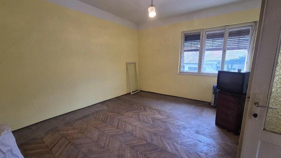 Casă cu 2 camere cu Teren 168 Mp în Central