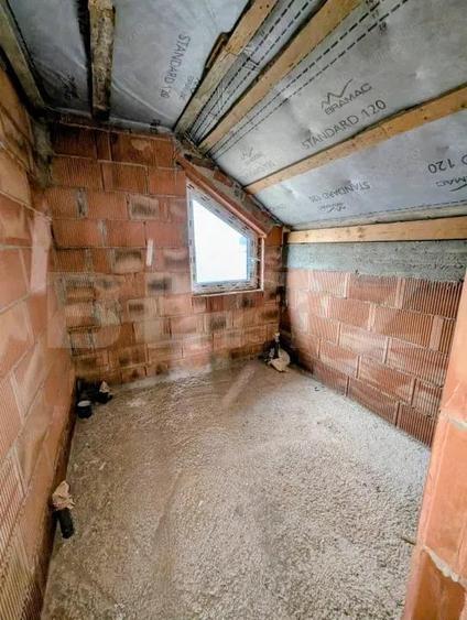 Casă cu 5 camere cu Teren 650 Mp în Vorovești