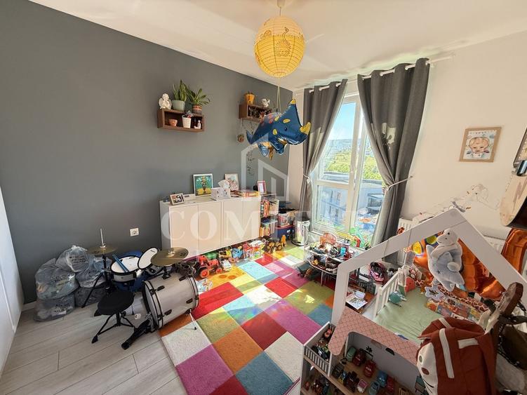 Apartament cu 2 camere semidecomandat în Borhanci