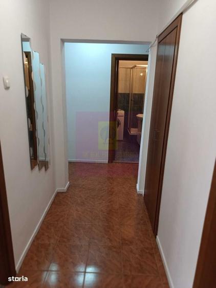 Apartament cu 2 camere decomandat în Domenii