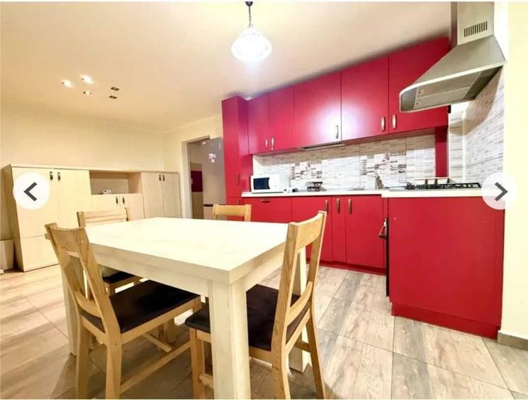 Apartament cu 3 camere decomandat în Dâmbovița