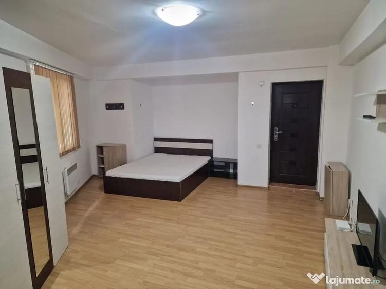 Garsonieră în Cornișa