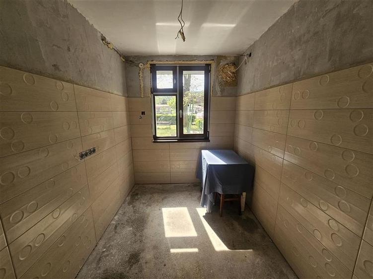 Apartament cu 2 camere semidecomandat în Micro I