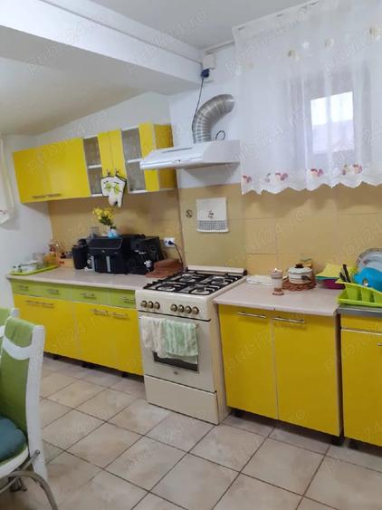 Casă cu 3 camere în Garoafa