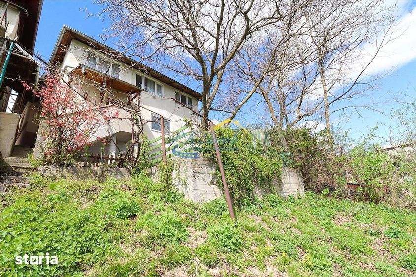 Apartament cu 3 camere în Podul Vadului