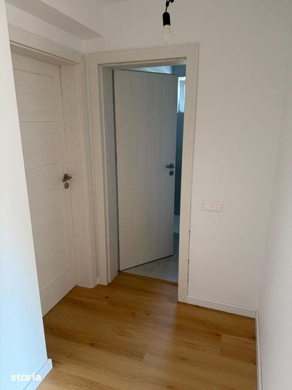 Apartament cu 4 camere în Domnești
