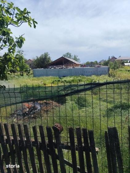 Casă cu 4 camere cu Teren 741 Mp în Podari