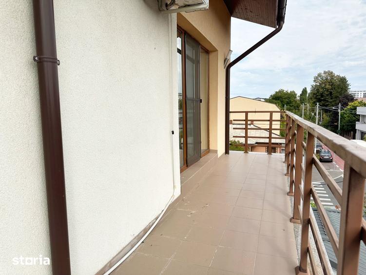 Apartament cu 3 camere în Chitila
