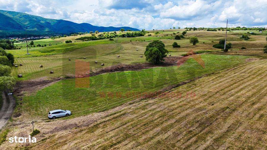 Teren de 576 mp, în Sadu