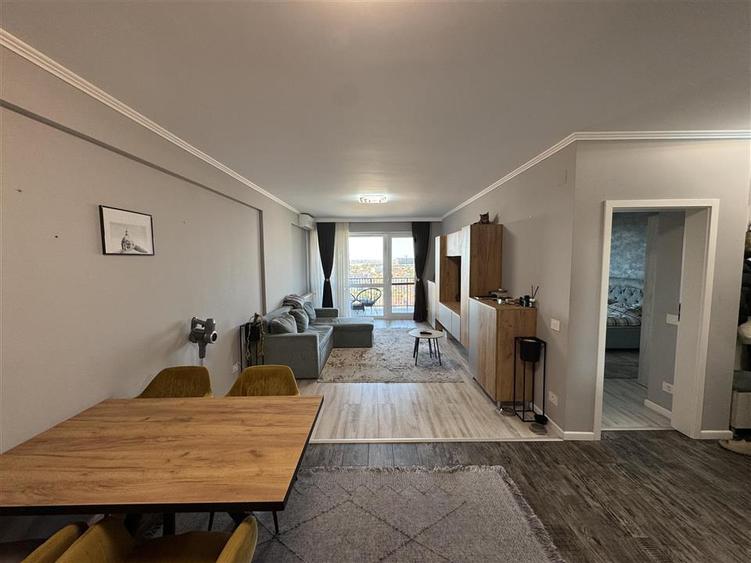 Apartament cu 2 camere decomandat în Decebal