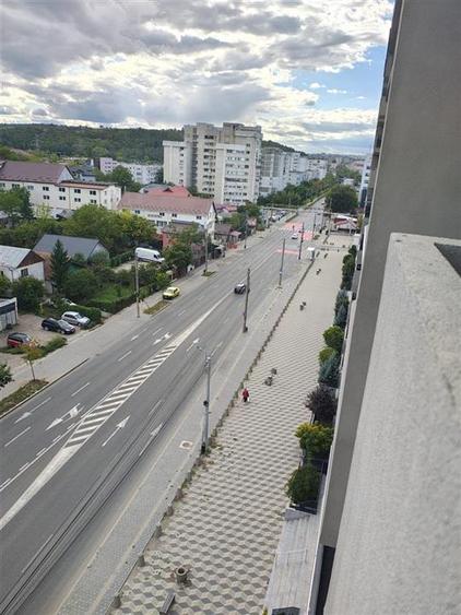 Apartament cu 2 camere decomandat, mobilat în Frumoasa