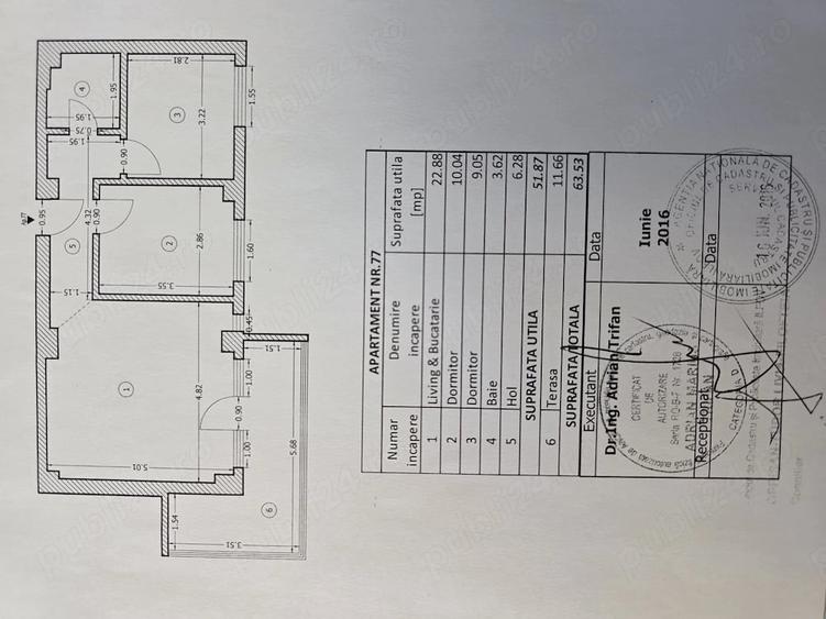 Apartament cu 3 camere decomandat în Roșu