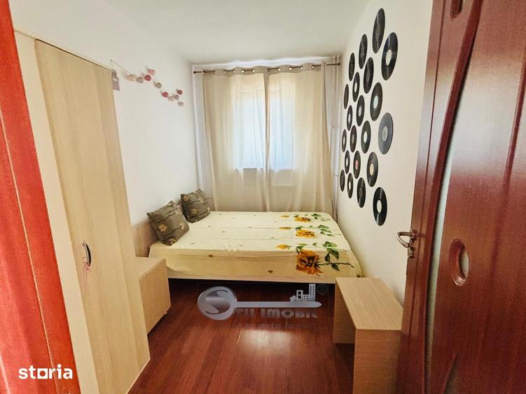 Apartament cu 3 camere în Păcurari