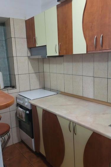 Garsonieră decomandată în Crângași