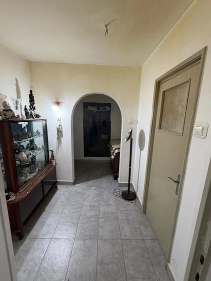 Apartament cu 2 camere semidecomandat în Libertății